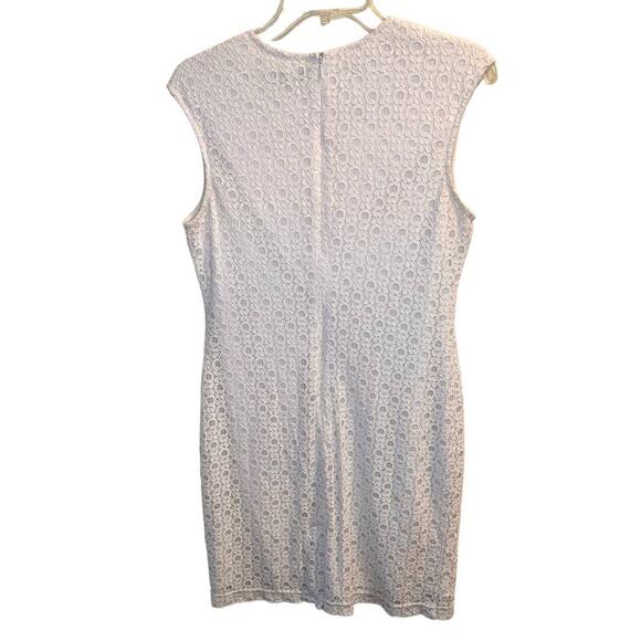 Sharagano Women's White Eyelet Floral Lace Sheath Dress Size 8 Keyhole Classic - Picture 4 of 6